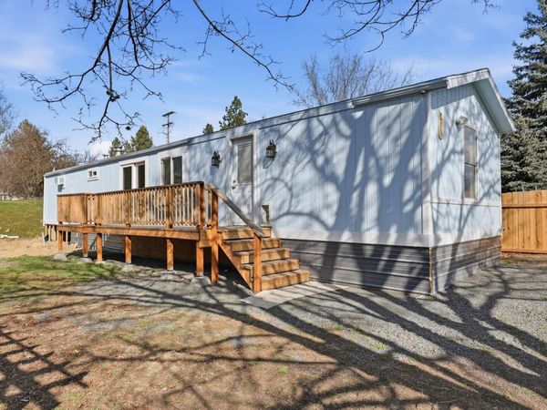 11705 N Wilson St, Mead, WA 99021