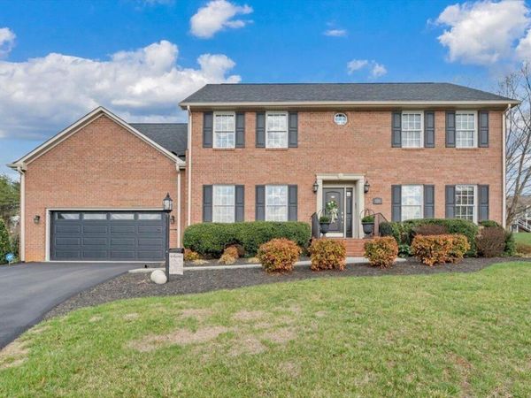 5255 Dresden CIR, Roanoke, VA 24012