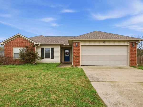 503 Nectarine Street, Austin, AR 72007