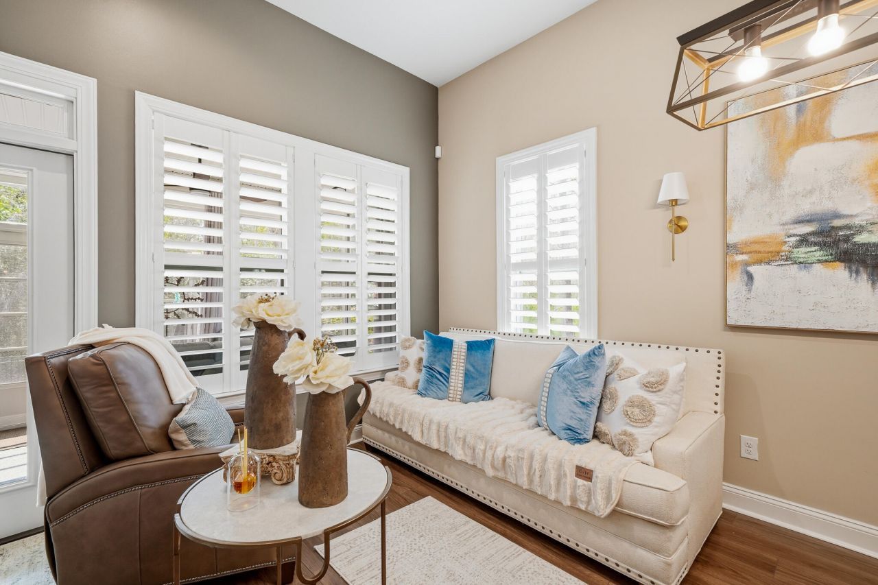 218 River Martin Court Photo 13