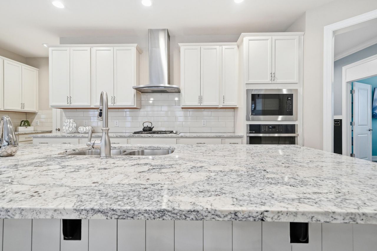 218 River Martin Court Photo 8