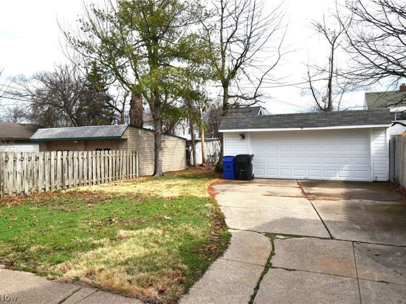 3885 W 135th Street, Cleveland, OH 44111 Photo 24