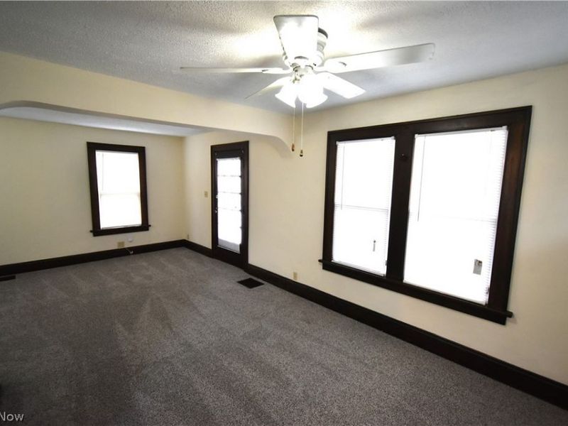 3885 W 135th Street, Cleveland, OH 44111 Photo 5