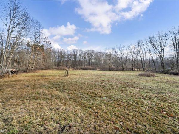 Sharrott Road, Poland, OH 44514