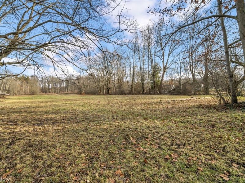 Sharrott Road, Poland, OH 44514 Photo 4