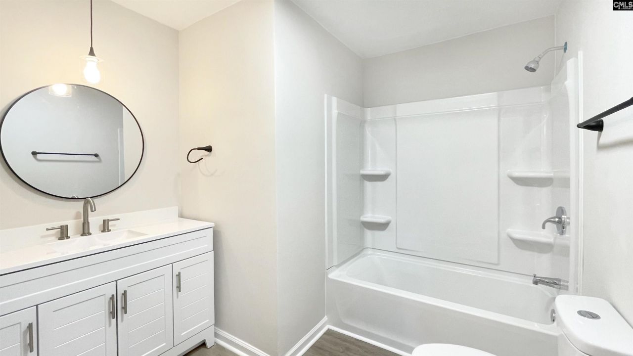 230 Doty Road Extension Photo 10