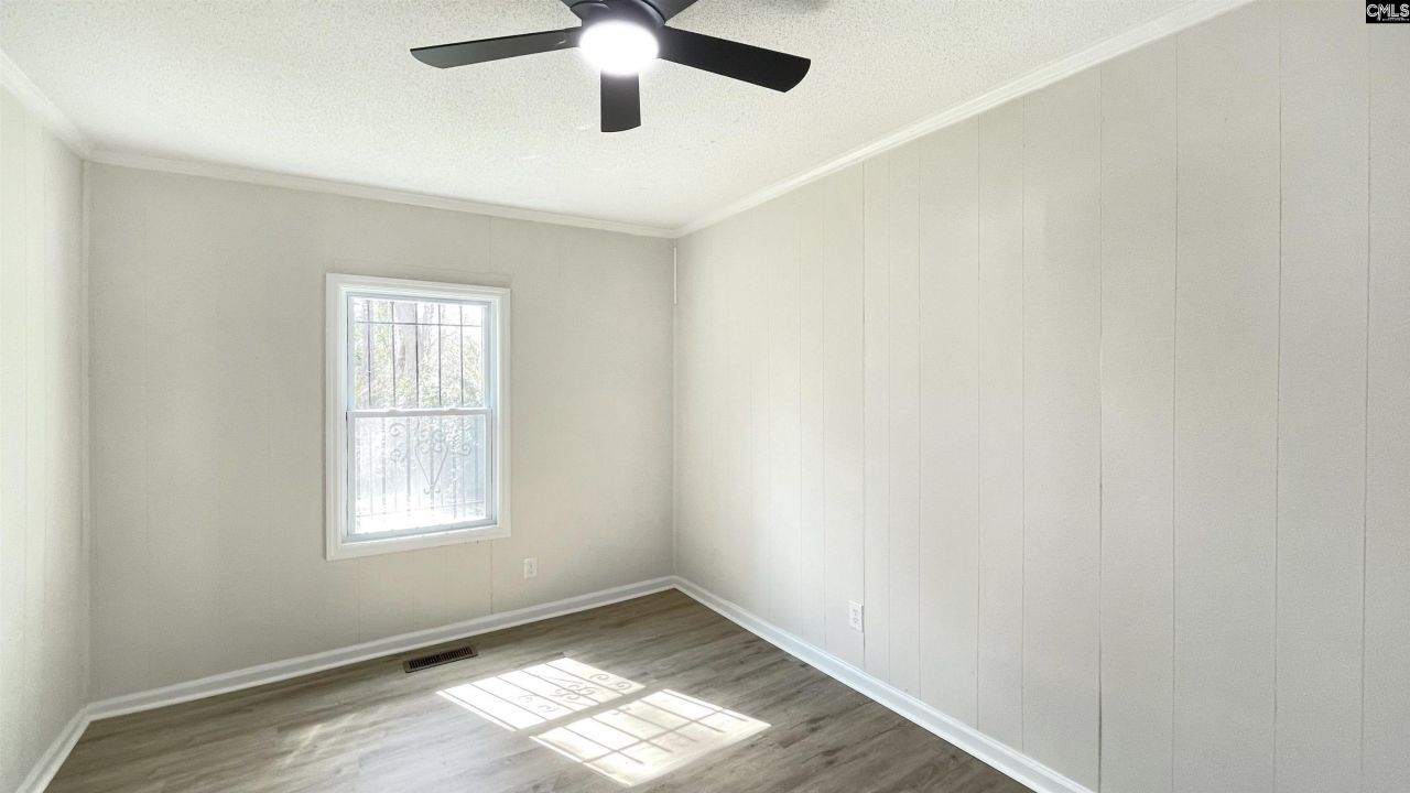 230 Doty Road Extension Photo 11