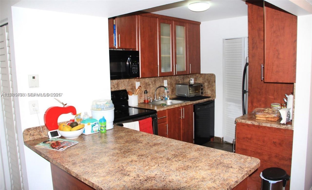 20741 NE 4th Ct, Unit 205, Miami, FL 33179 Photo