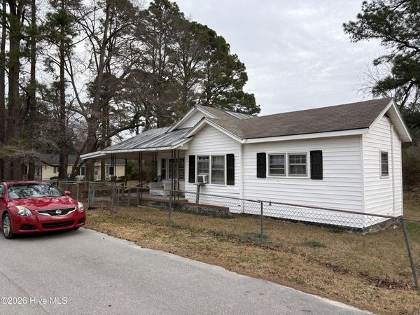 133 Hagar Lane, Pollocksville, NC 28573