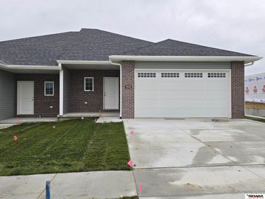 5829 S 94th Street , Lincoln, NE 68526