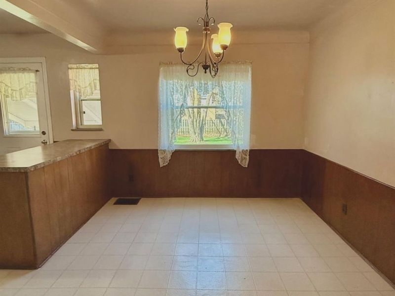 1023 Woodbriar Lane, Cincinnati, OH 45238 Photo 11