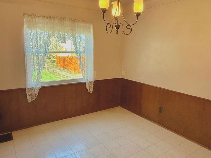 1023 Woodbriar Lane, Cincinnati, OH 45238 Photo 12