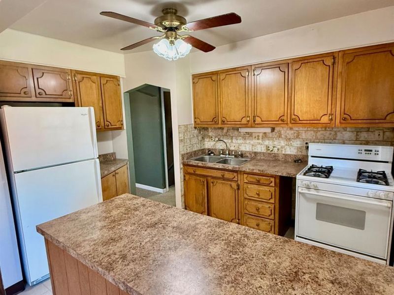 1023 Woodbriar Lane, Cincinnati, OH 45238 Photo 14