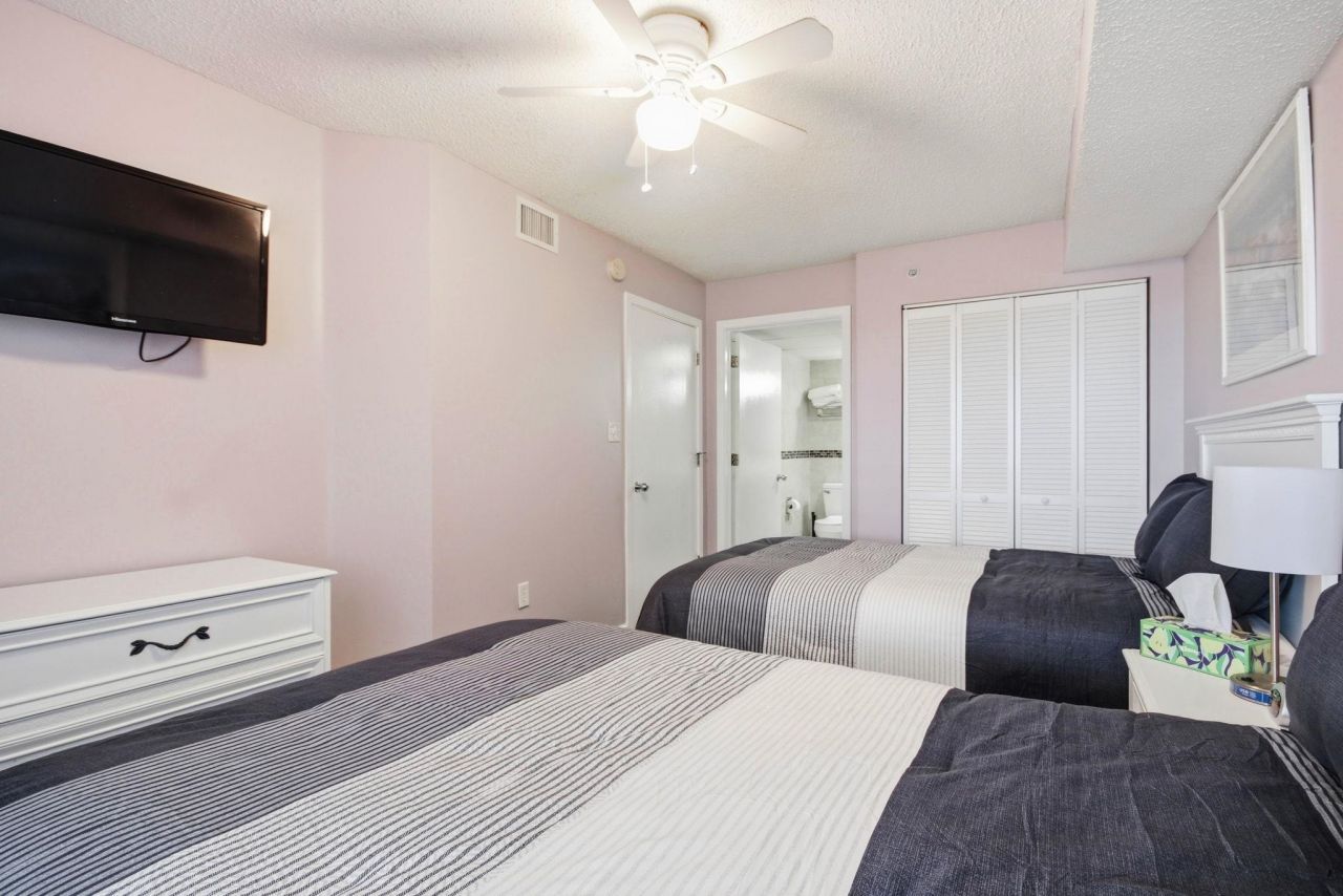 201 74th Ave. N  Photo 25