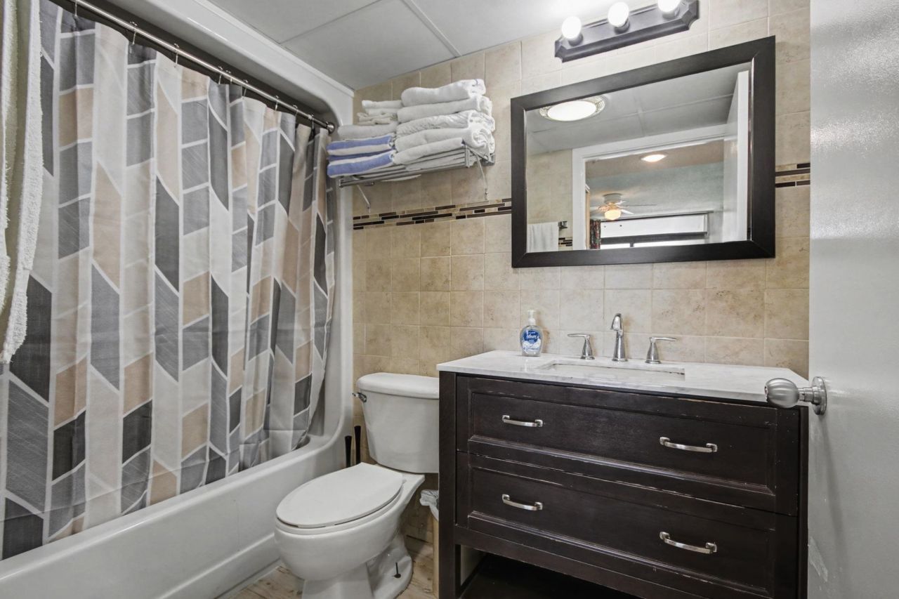 201 74th Ave. N  Photo 29