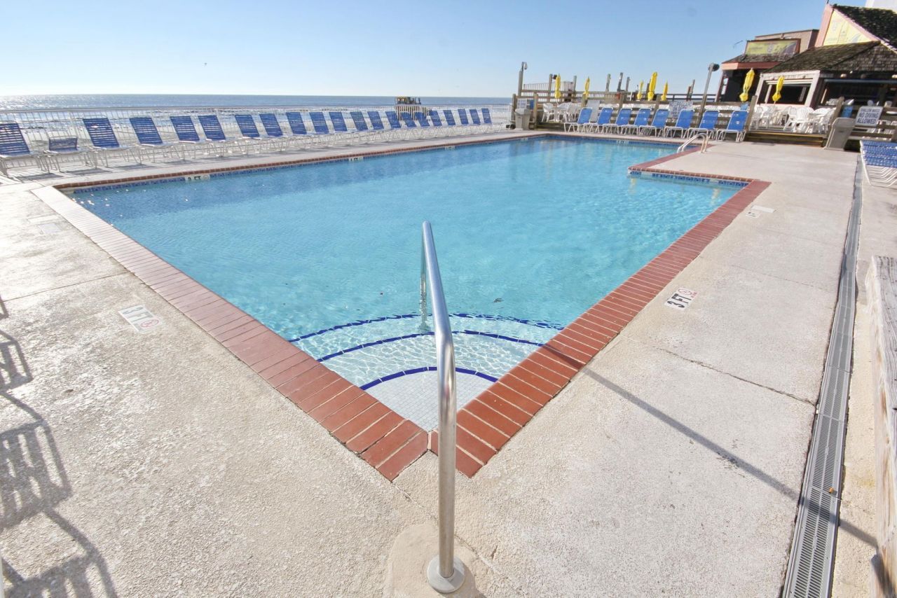 201 74th Ave. N  Photo 45