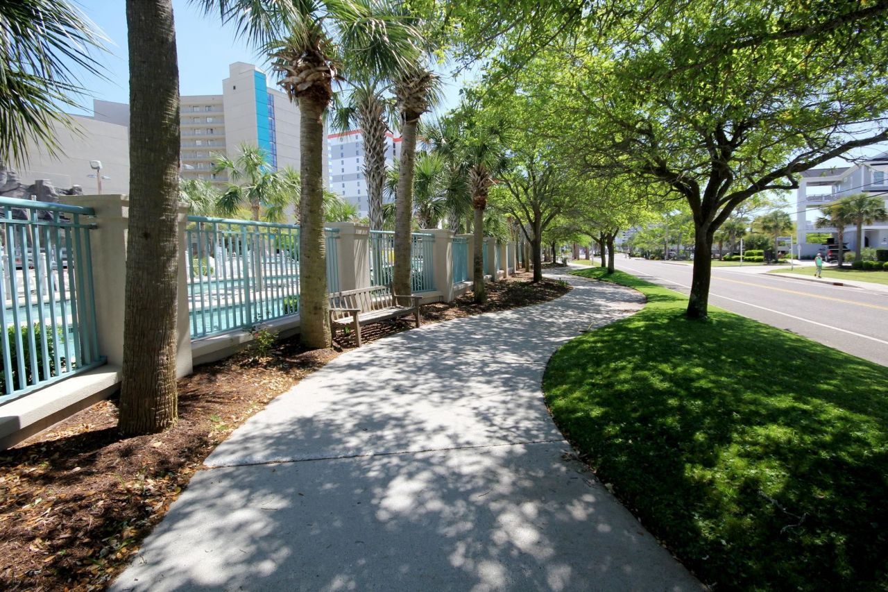 201 74th Ave. N  Photo 47