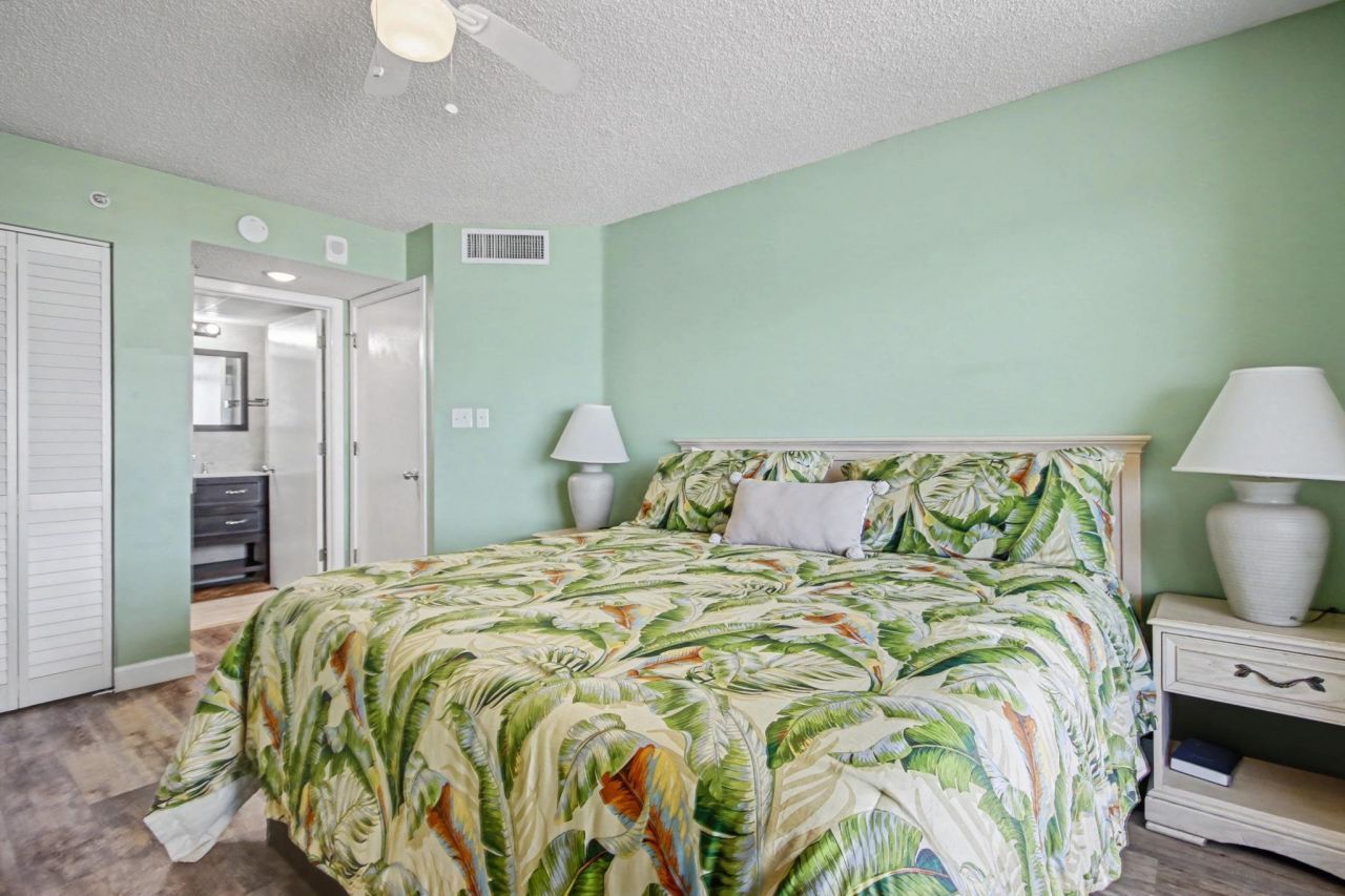 201 74th Ave. N  Photo 8