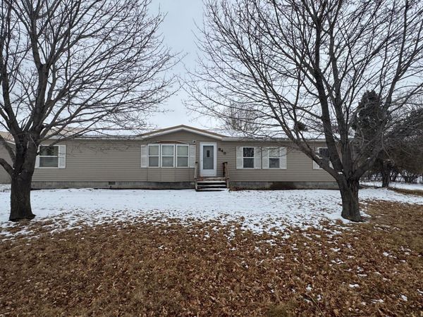 848 1st Street , Milnor, ND 58060