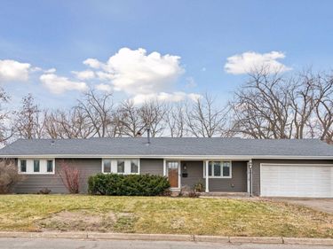 2810 Aquila Avenue S, Saint Louis Park, MN 55426