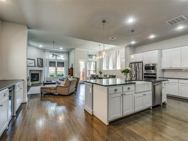 10565 Plumwood Parkway, Dallas, TX 75238