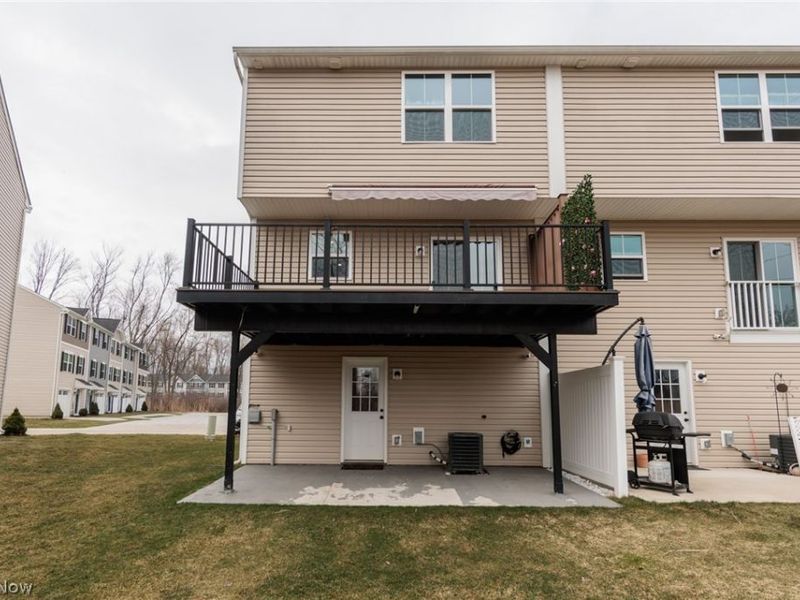 784 Pine Spring Drive, Painesville, OH 44077 Photo 3