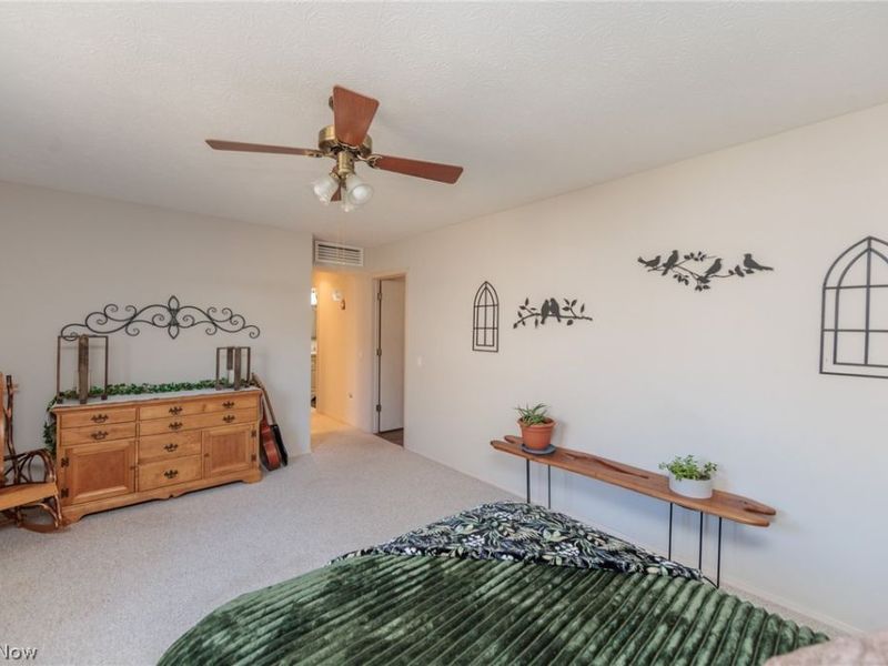 12410 Altis Court , Strongsville, OH 44149 Photo 24