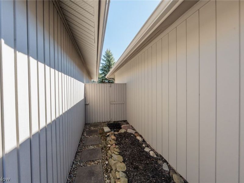 12410 Altis Court , Strongsville, OH 44149 Photo 37