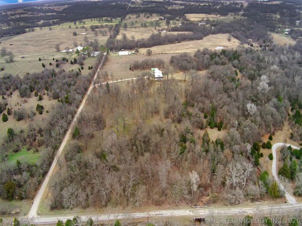 148 Big Buck , Unit A, Lone Grove, OK 73443