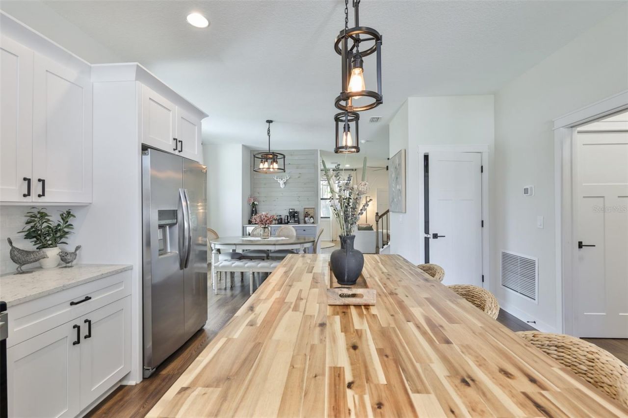 1806 E Caracas Street , Tampa, FL 33610 Photo