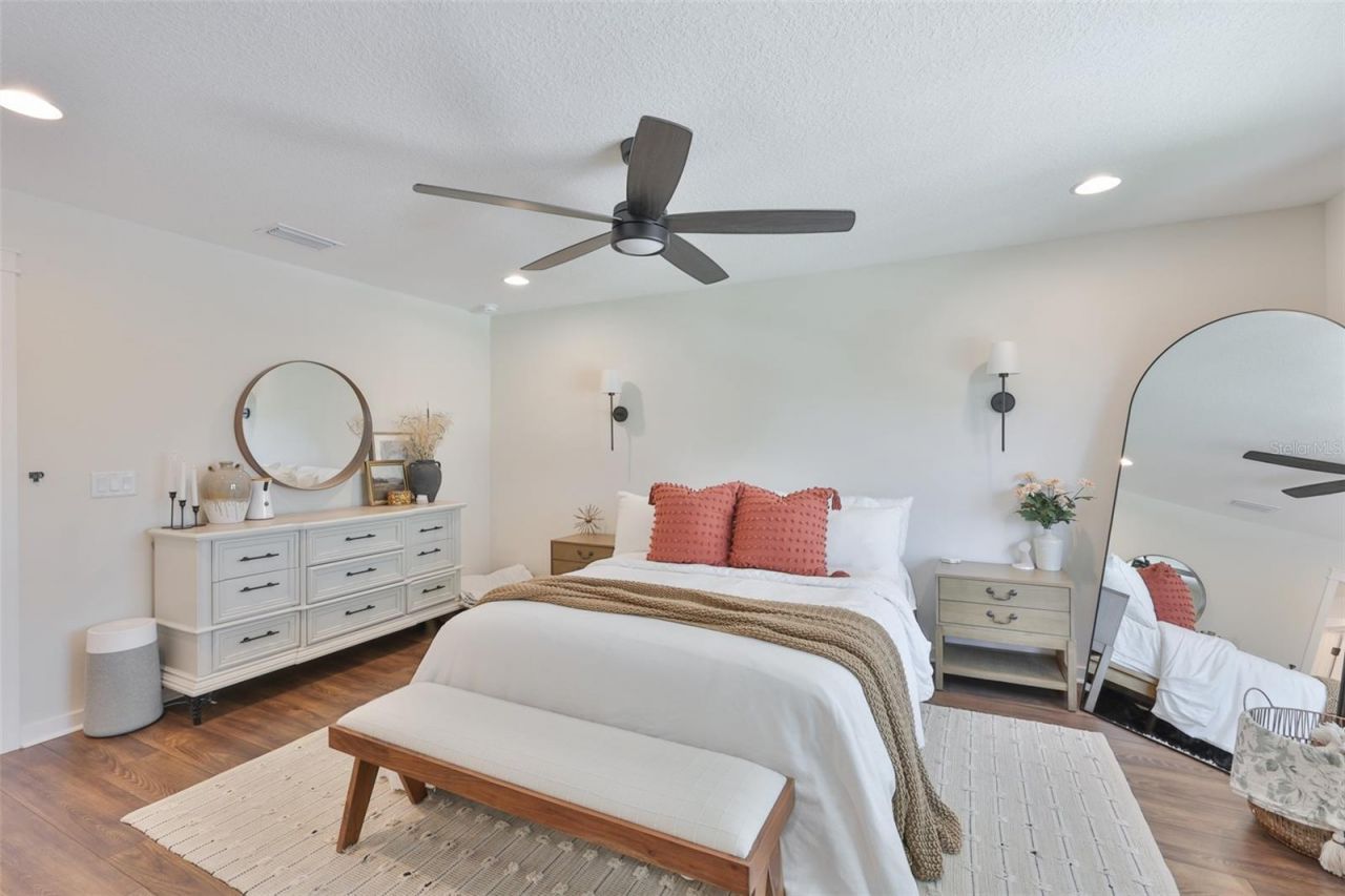 1806 E Caracas Street , Tampa, FL 33610 Photo