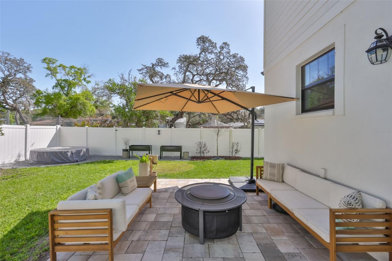 1806 E Caracas Street , Tampa, FL 33610 Photo