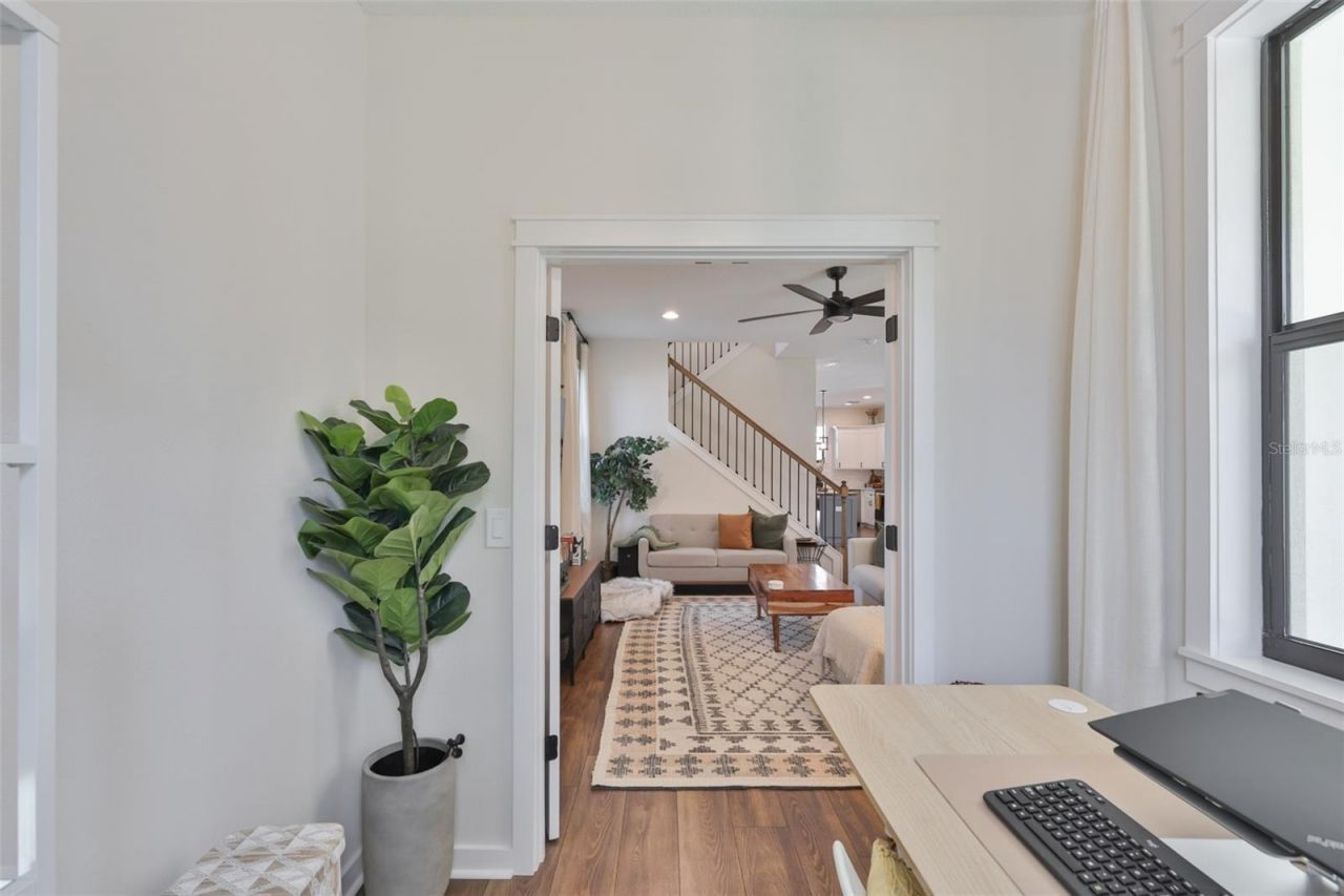 1806 E Caracas Street , Tampa, FL 33610 Photo