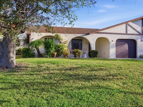 210 HIGH POINT DRIVE , Unit 210A, ENGLEWOOD, FL 34223