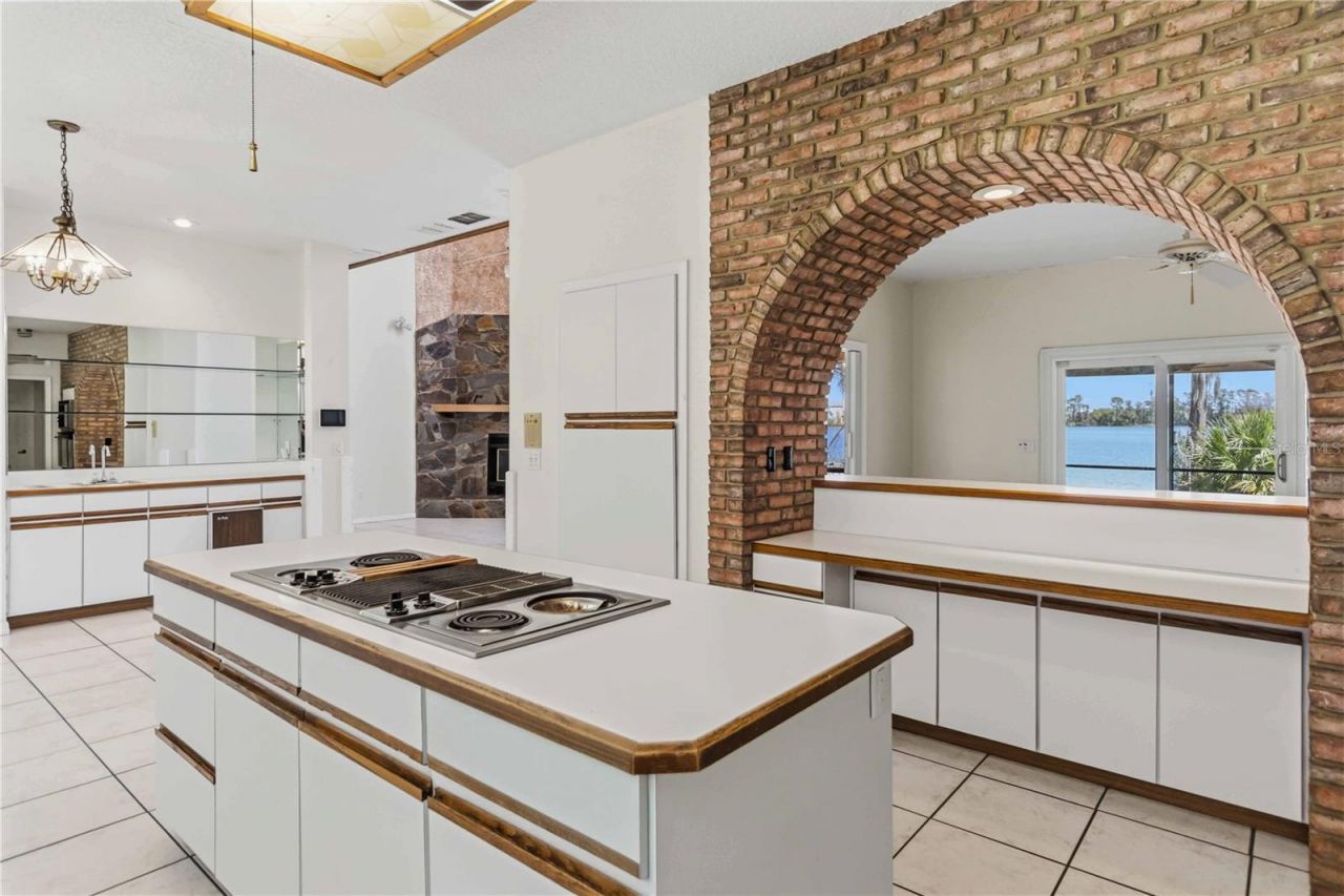 7468 Lake Willis Drive , Orlando, FL 32821 Photo