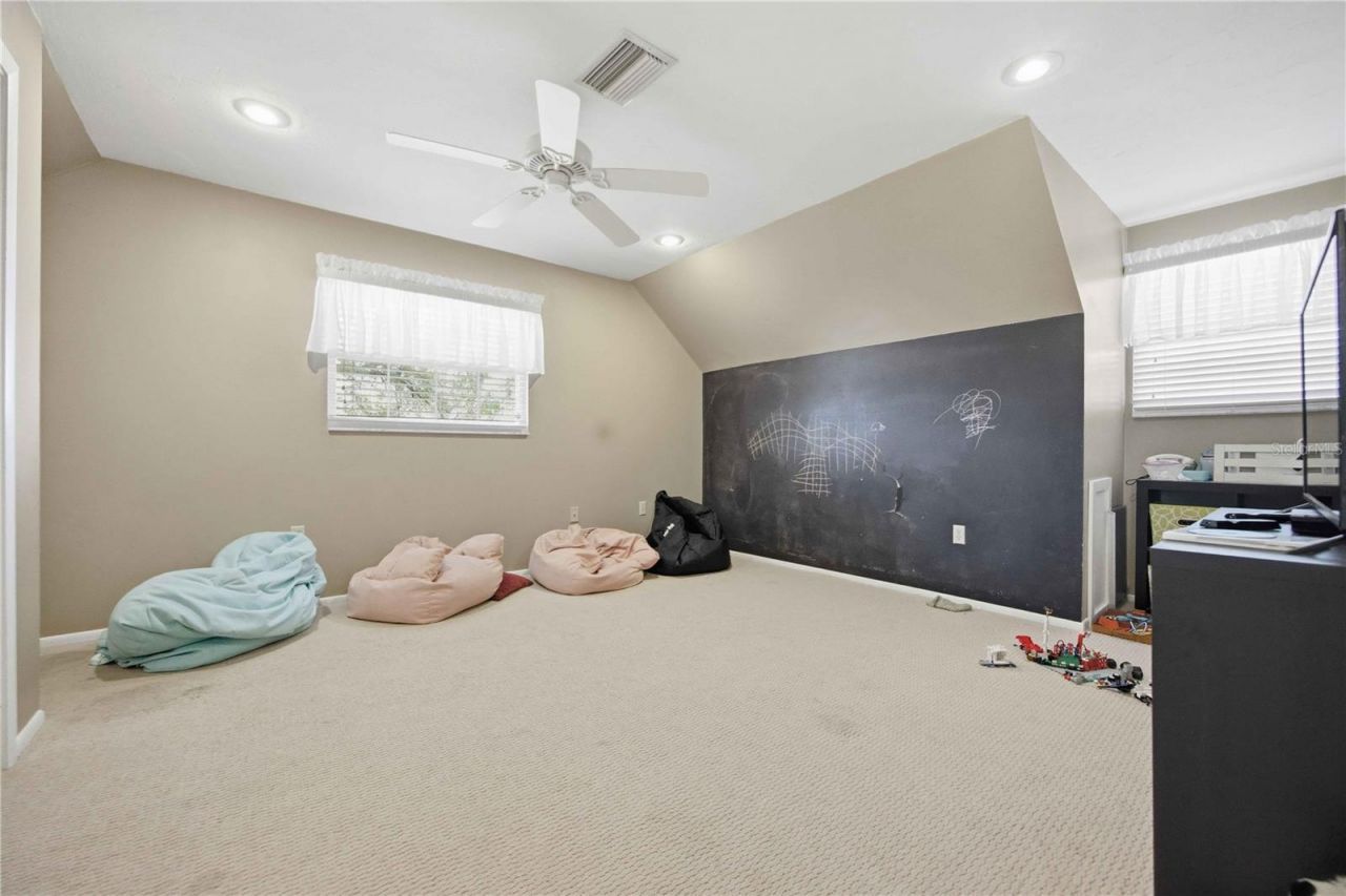 16031 Winburn Drive S, Sarasota, FL 34240 Photo