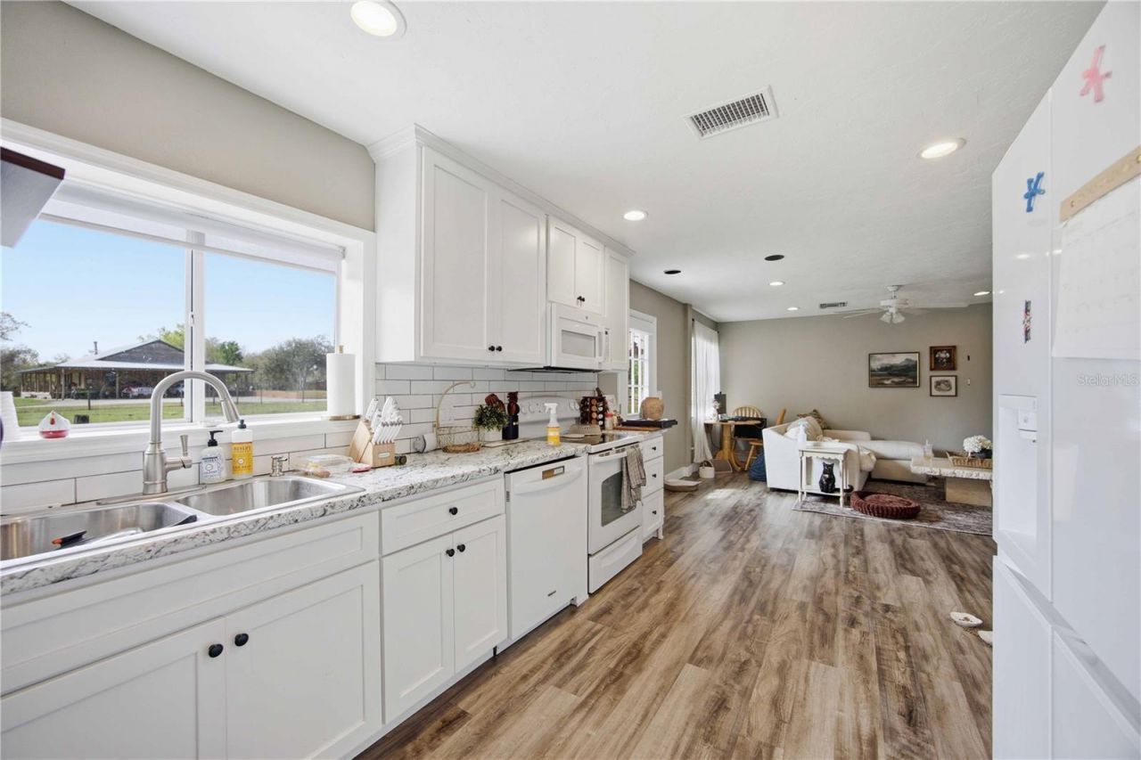 16031 Winburn Drive S, Sarasota, FL 34240 Photo
