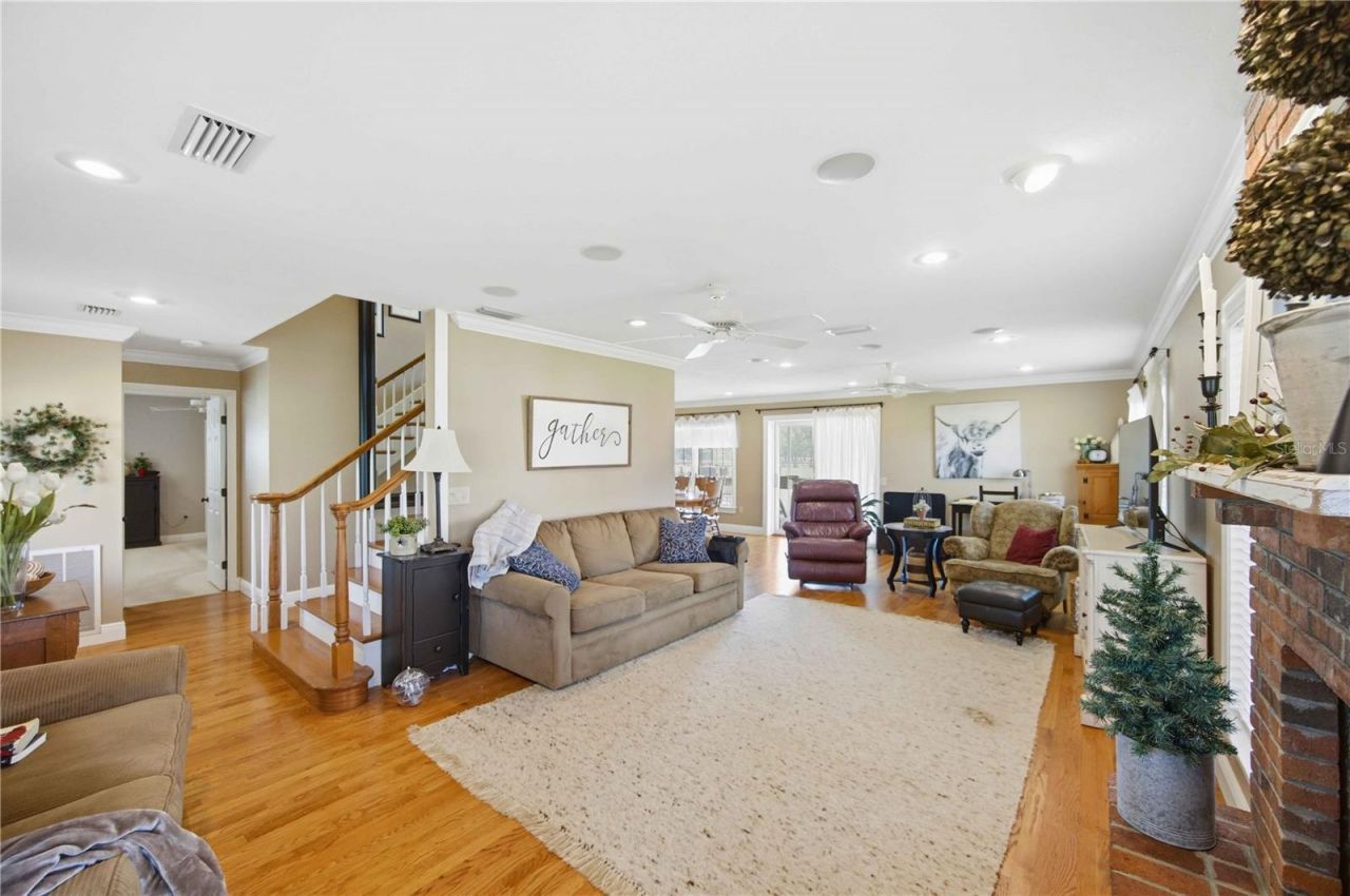 16031 Winburn Drive S, Sarasota, FL 34240 Photo