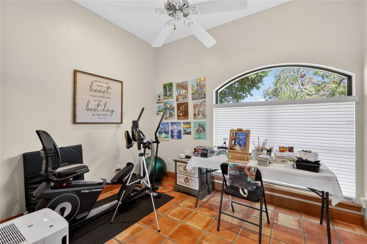 16238 E Shirley Shores Road, Tavares, FL 32778 Photo