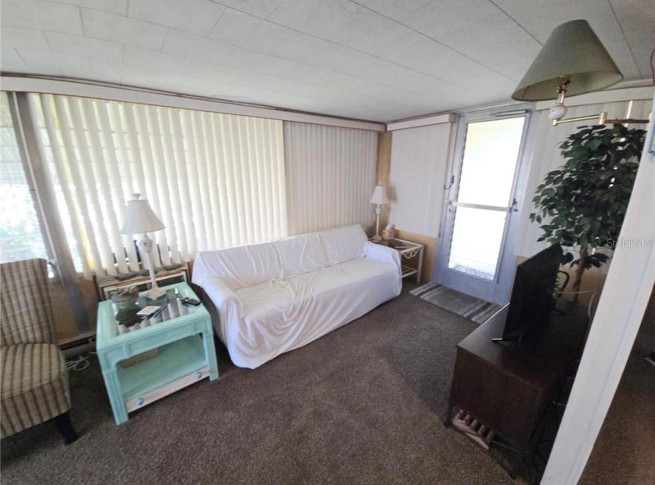 707 49th Avenue Drive W, Bradenton, FL 34207 Photo