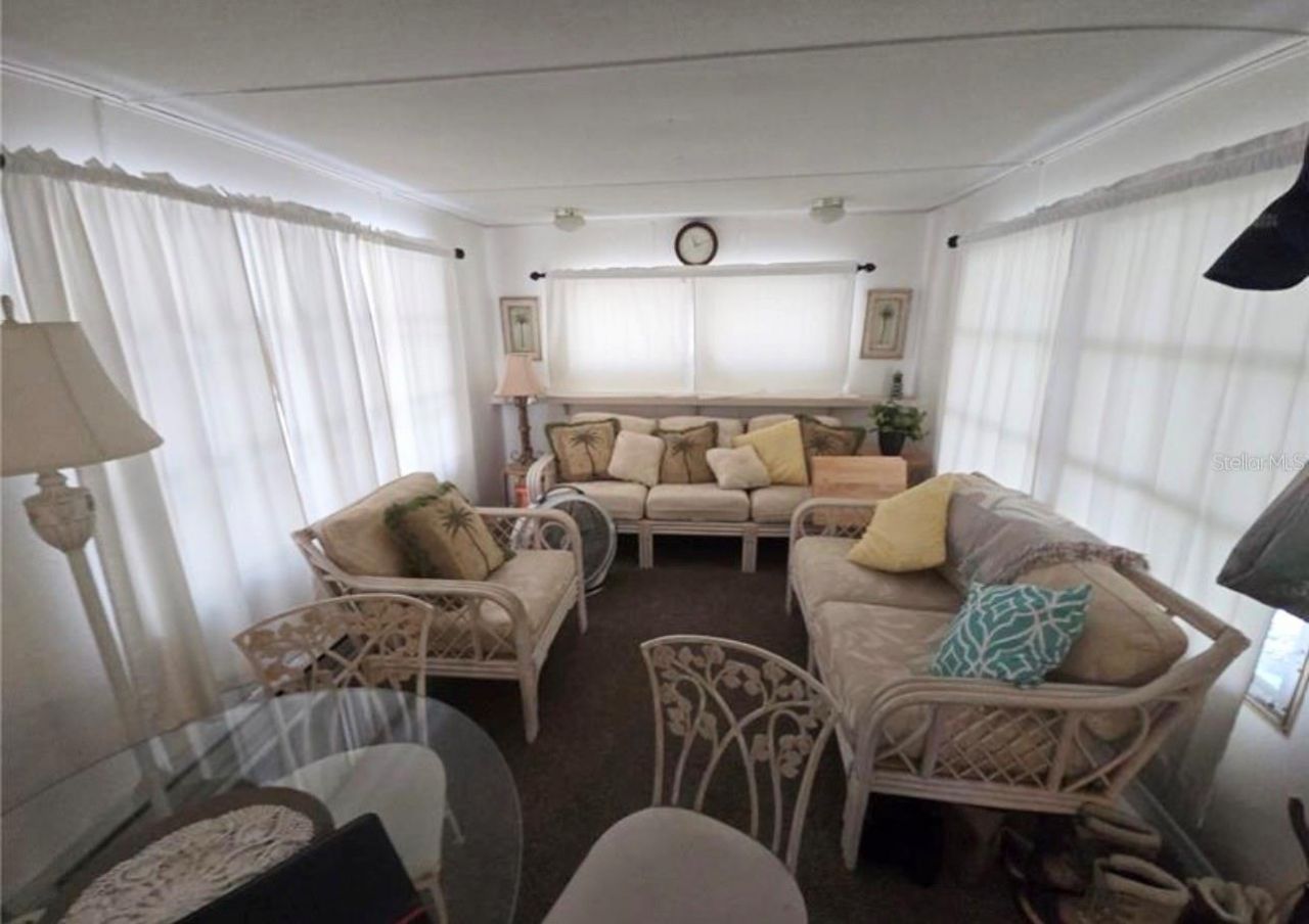 707 49th Avenue Drive W, Bradenton, FL 34207 Photo