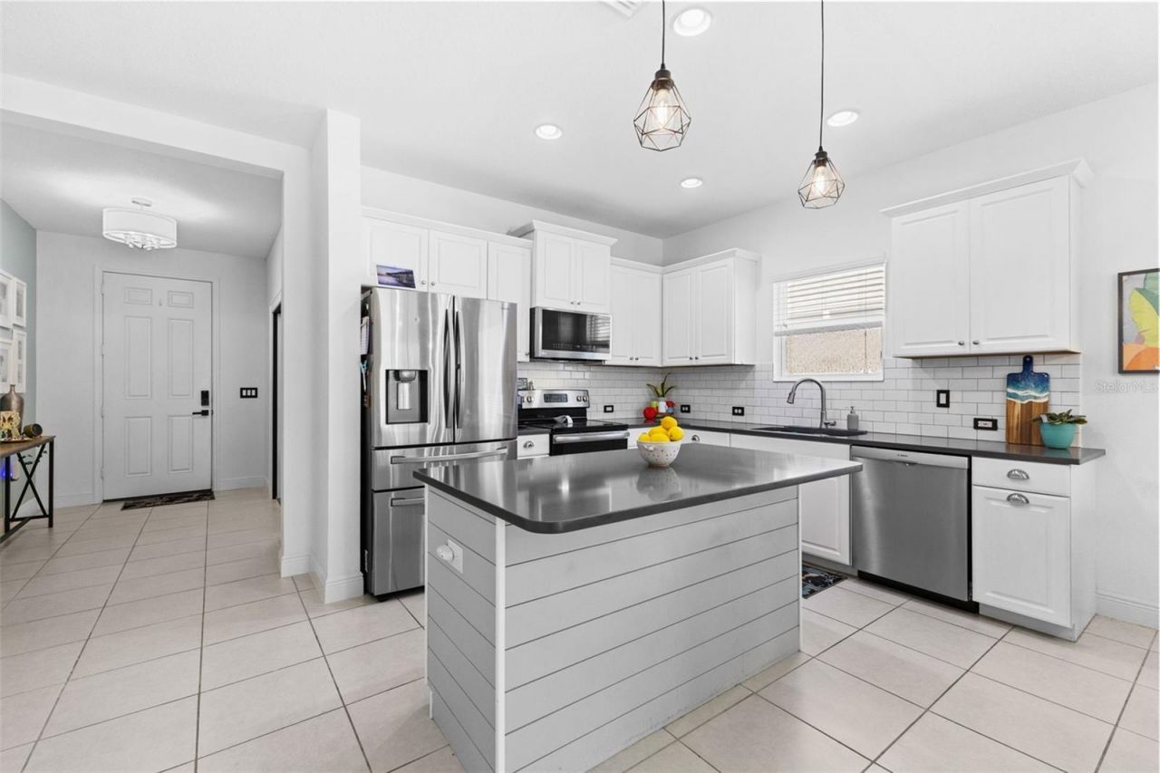 1316 Thornbury Drive, Parrish, FL 34219 Photo