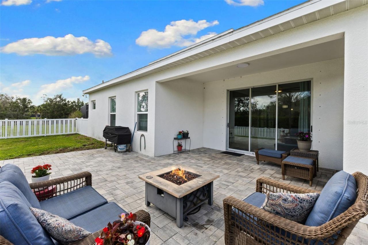 1316 Thornbury Drive, Parrish, FL 34219 Photo