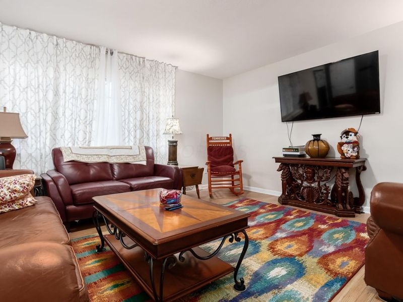 5223 Thompson Lane , Delaware, OH 43015 Photo 9