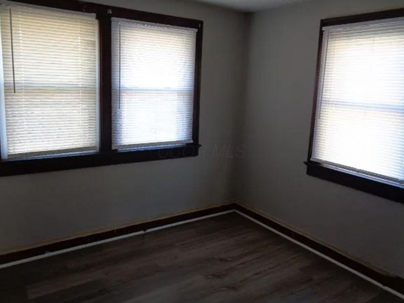 1070 E 16th Avenue, Columbus, OH 43211 Photo 13