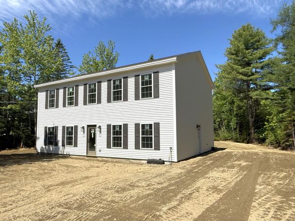 45 Snowberry Lane, Palermo, ME 04354