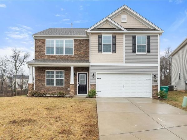 3696 Waterford Oak Court, High Point, NC 27265