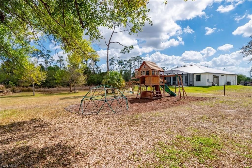 4301 South Rd , North Fort Myers, FL 33917 Photo