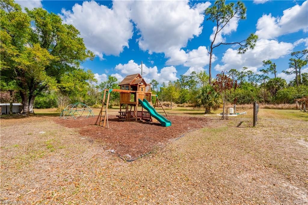 4301 South Rd , North Fort Myers, FL 33917 Photo