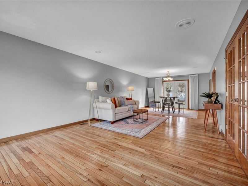 5162 Johnnycake Ridge NE, Canton, OH 44705 Photo 11